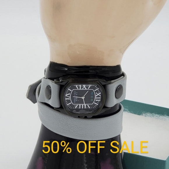 🎁🎁La Mer Collection Cloud Gray Wrap Watch - Picture 1 of 6